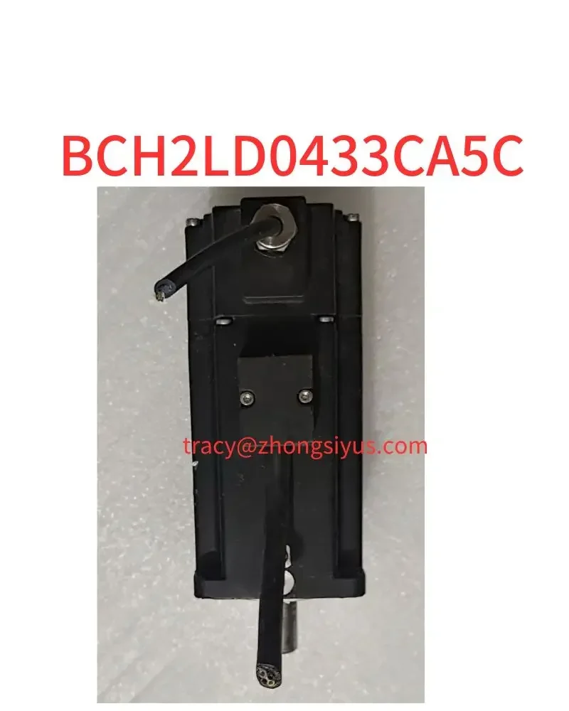 

Second-hand servo motor BCH2LD0433CA5C 400W function is normal.