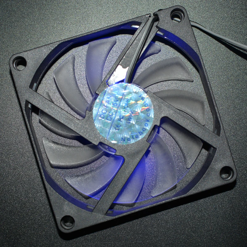 Ventilateur USB pour ordinateur portable, LED bleue, garantie de qualité, 8010, 80x80x10mm, 5V