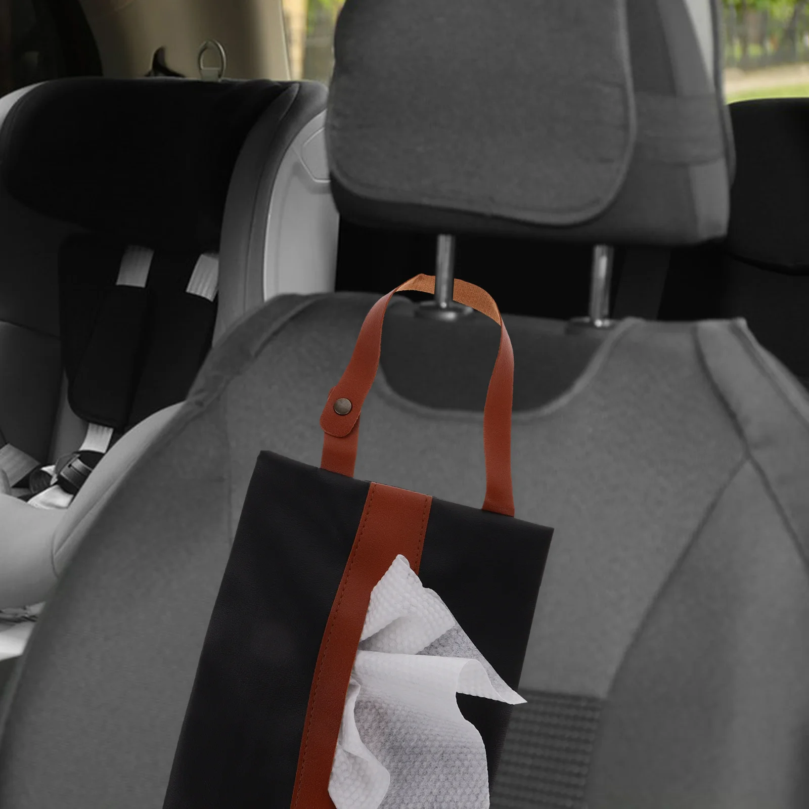 

Car Backseat Tissue Bag Modern Design Hanging Tissue Holder for Car Travel Home Use Easy Install Rv Napkin Storage Solution