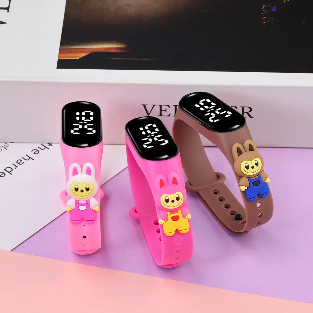 10pcs/lot جديد الكرتون LED الشكل ووتش الأطفال طالب سوار الساعات اللمس ساعة اليد الإلكترونية