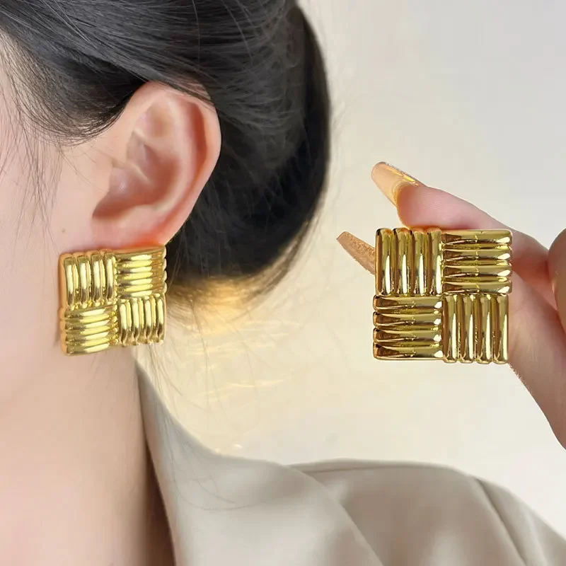 

Retro cross woven exaggerated square light luxury high-end unique earrings