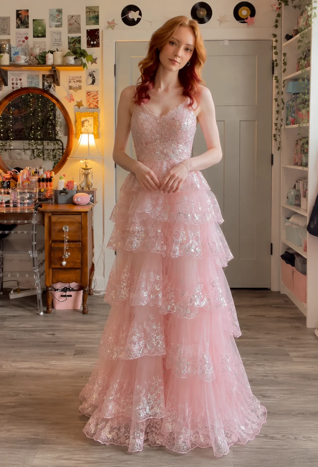 Women Luxury Formal Wear - فستان سهرة وردي مزين بالترتر متعدد