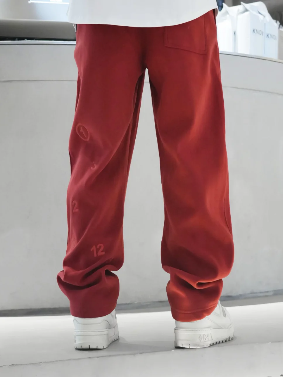 

Модные утепленные повседневные брюки с вышивкой, широкие, свободного кроя, универсальные, осенне-зимние, мужские, драпированные, спортивные, базовые цвета