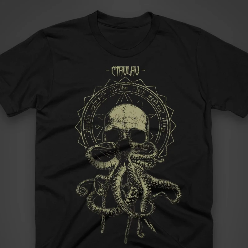 The Cthulhu Cult - تي شيرت HP Lovecraft's Cthulhu Call of Inspiration ذو طابع رعب، وأكمام قصيرة ورقبة دائرية فحص يدويًا