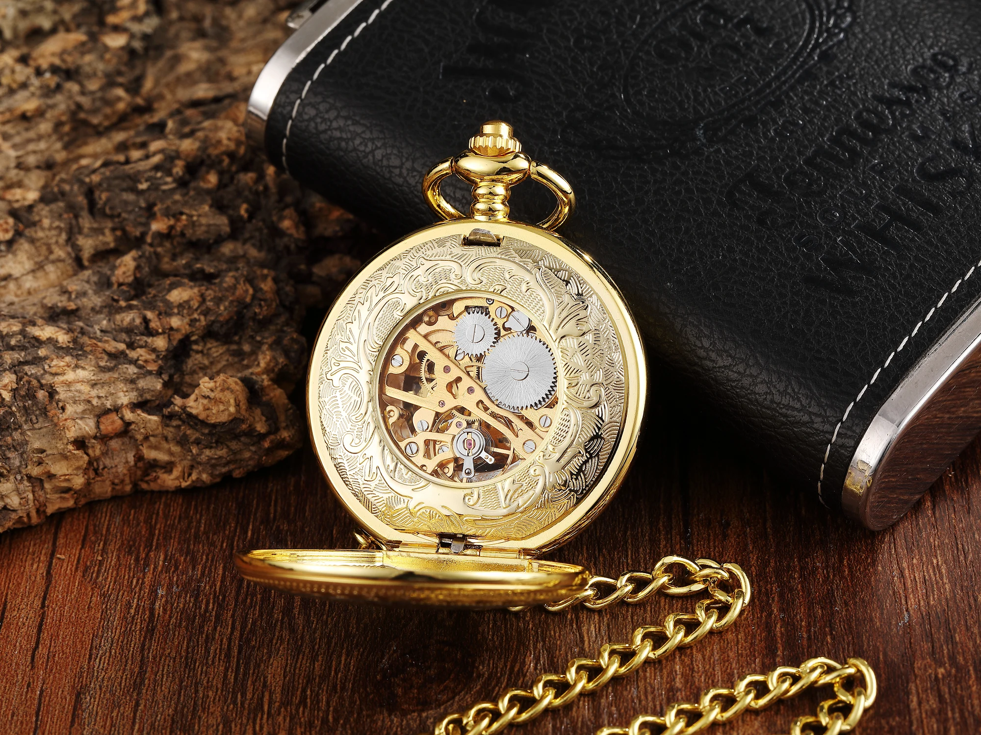 Retro Hollow Gold Silver Fawn Mechanical Pocket Watch Roman Dial Hollow Men's and Women's Watch Gift Watch