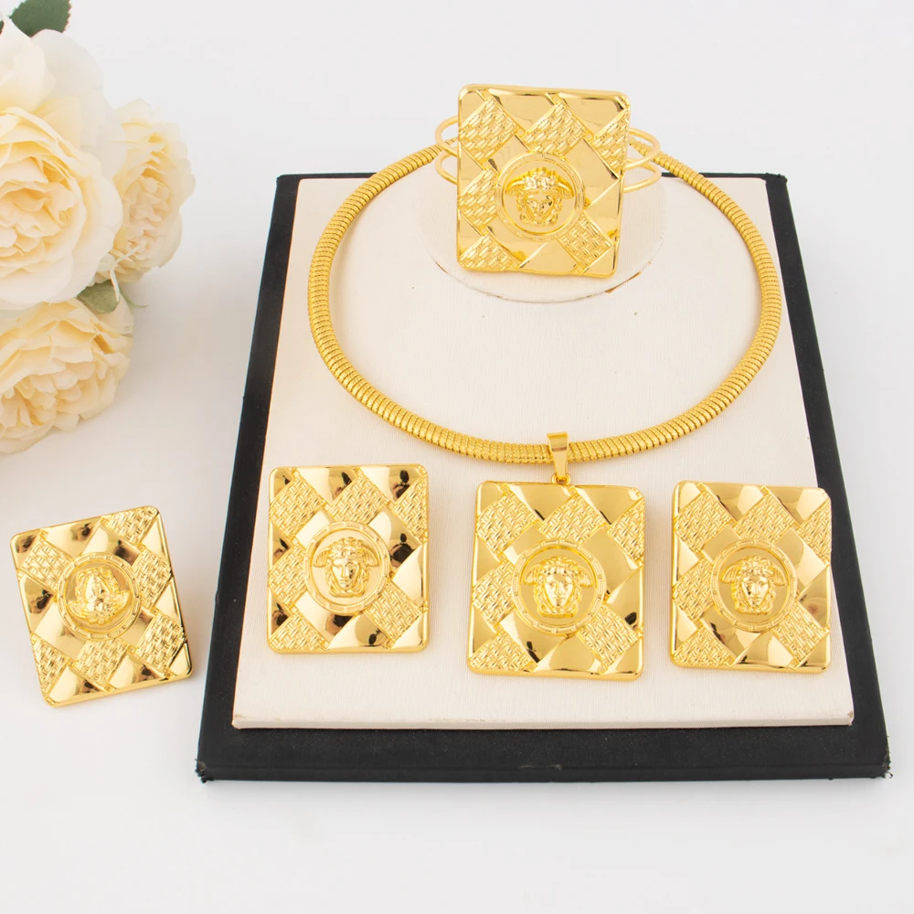 

4Pcs Jewelry Set Rings Necklace Earrings Bracelet High Performance Luxury Gold Plated Jewelry For Women Party Wedding