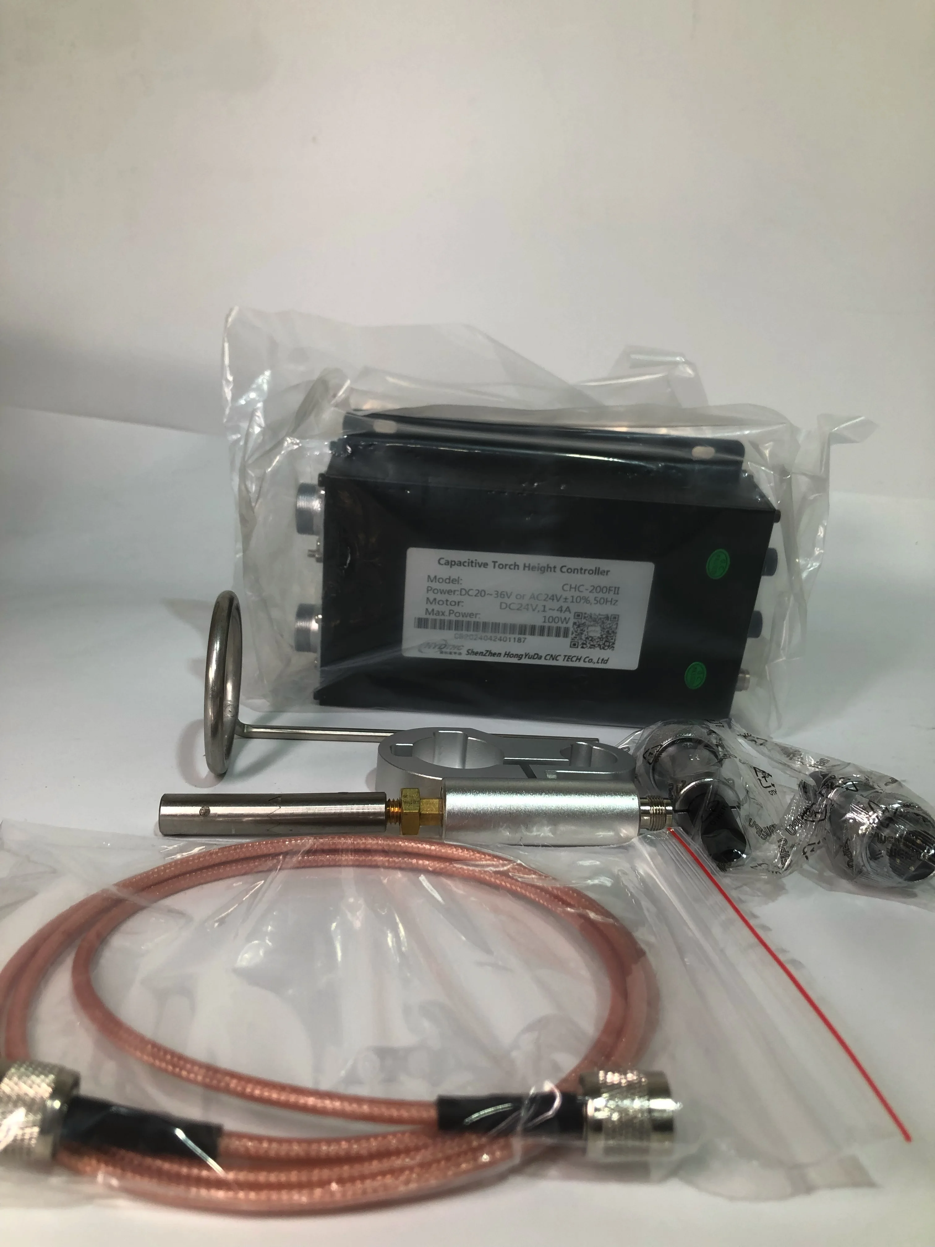 

CHC-200F HYD DC 24 В емкостный контроллер высоты для станка плазменной резки с ЧПУ