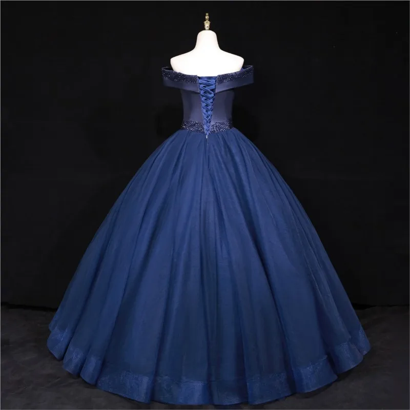 Vestido de adulto hinchado con un solo hombro para examen de arte de canto de rendimiento