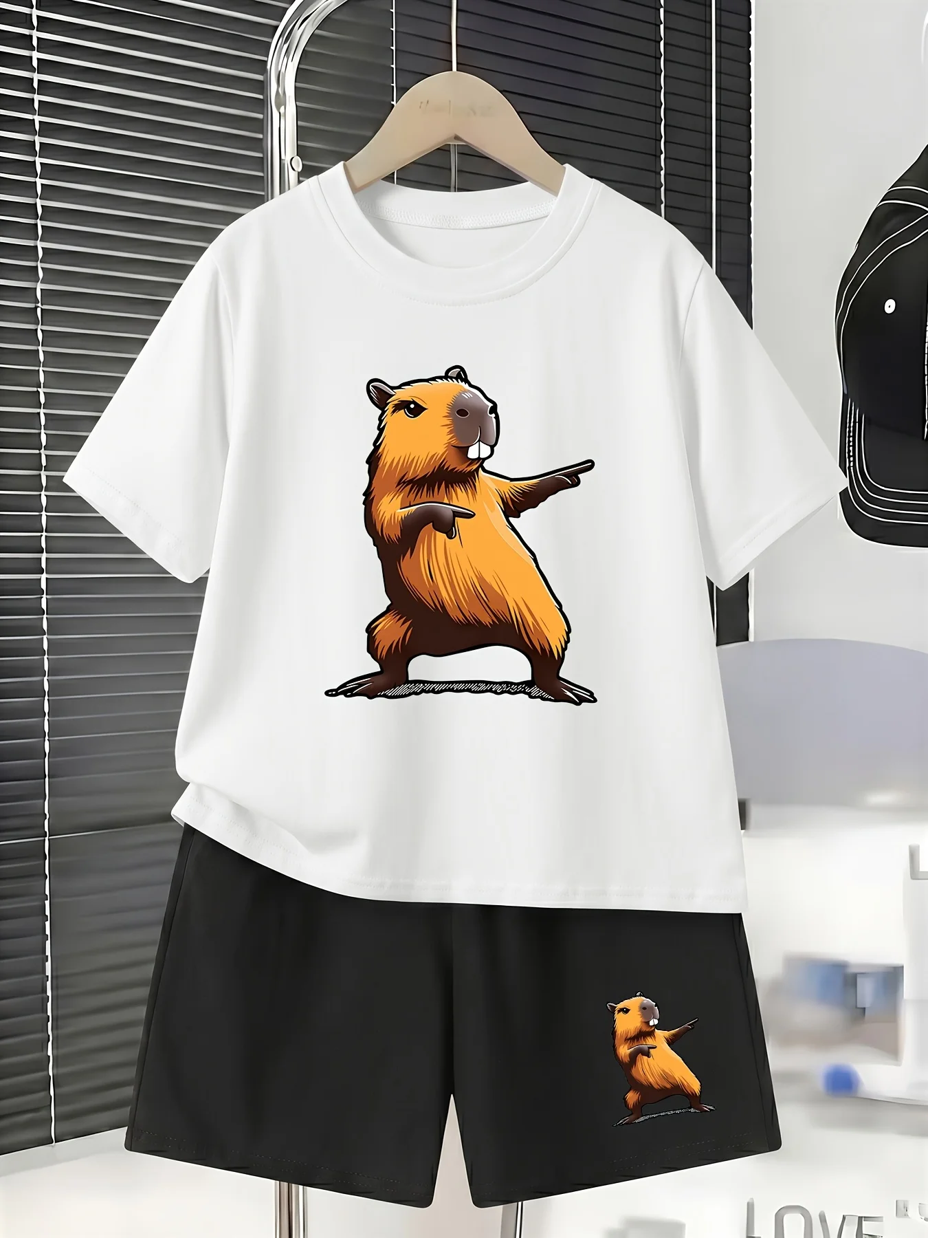 Boys Casual T-shirt Shorts Suit Capybaras Magic One Hand Support Map Design Fashion Comfortable Spring and Summer Sports Suit