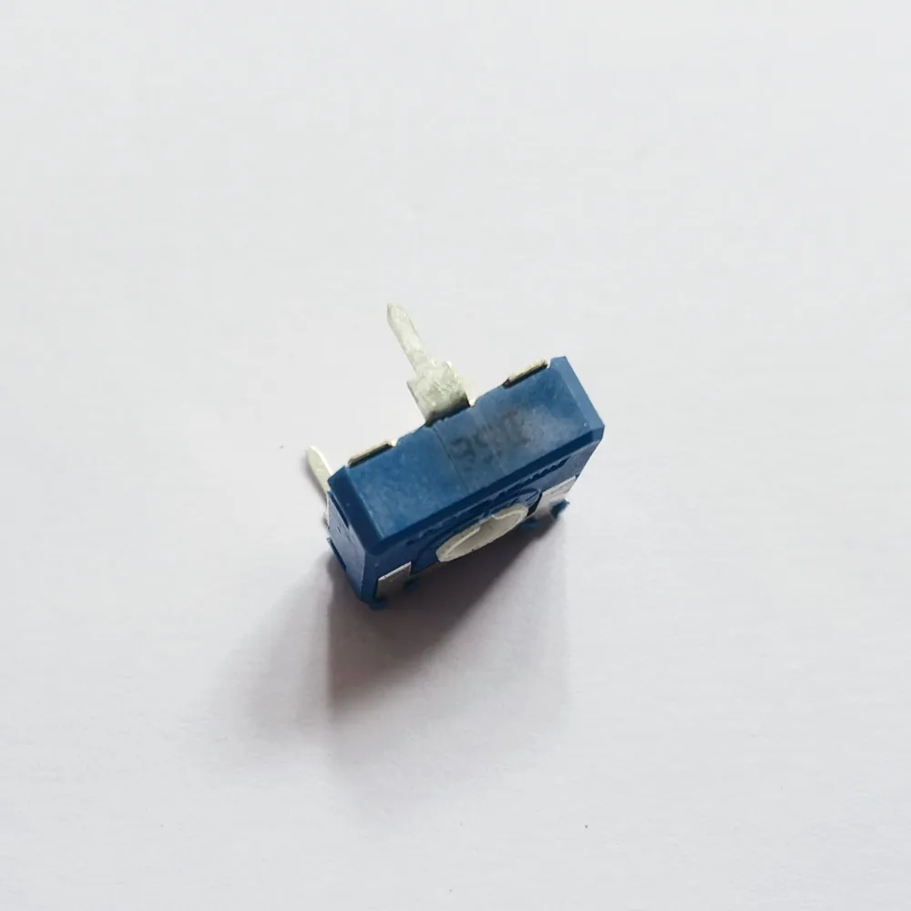 Original new 100% potentiometer square blue PT15NV15-220R adjustable resistance 220R 14x14mm (SWITCH)