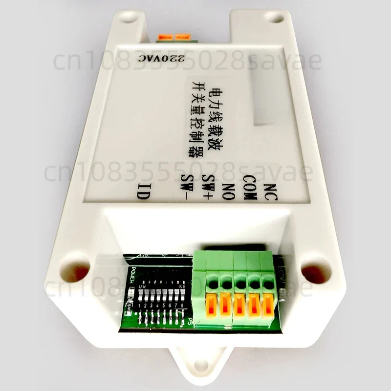 

High and low level of relay in switch control module of 220 V AC power line carrier communication