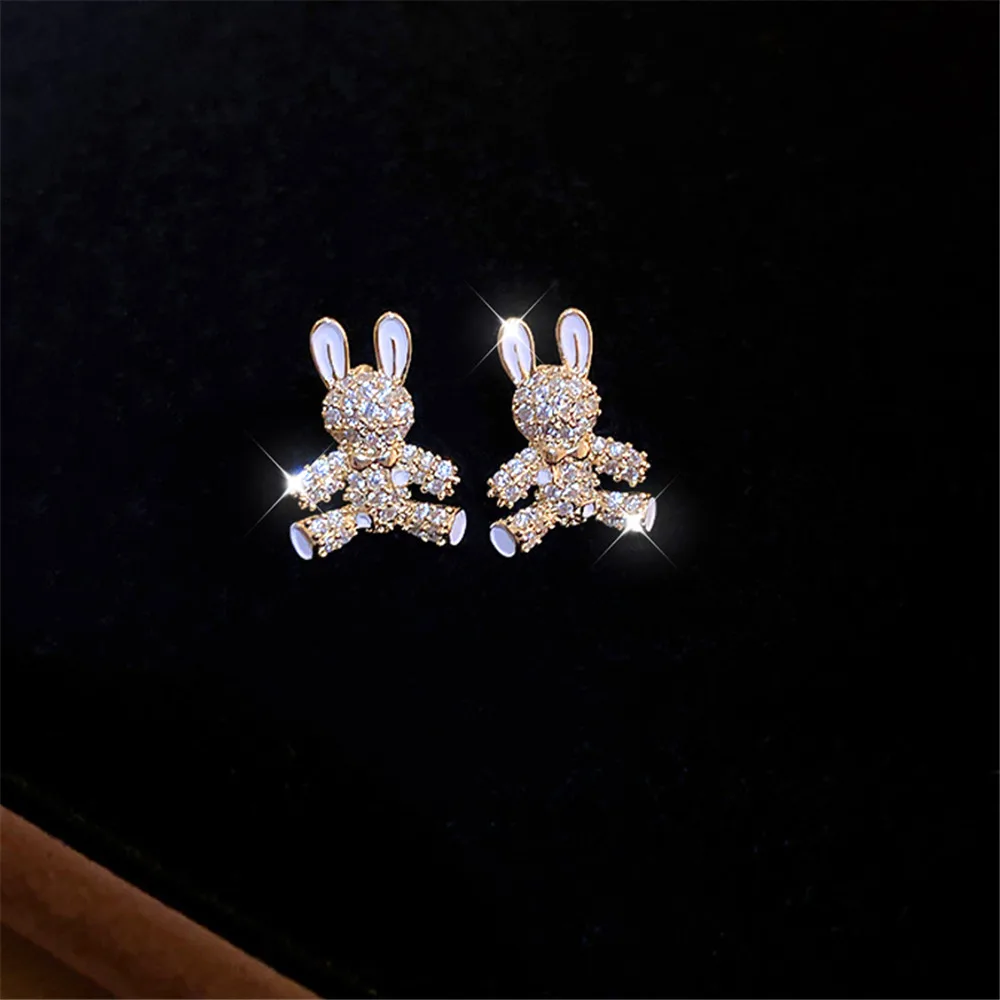 New 18k Gold Plated Zircon Rabbit Earrings Sweet Fashion Design Sense Earrings Cute Personality Daily Earrings Wholesale Female
