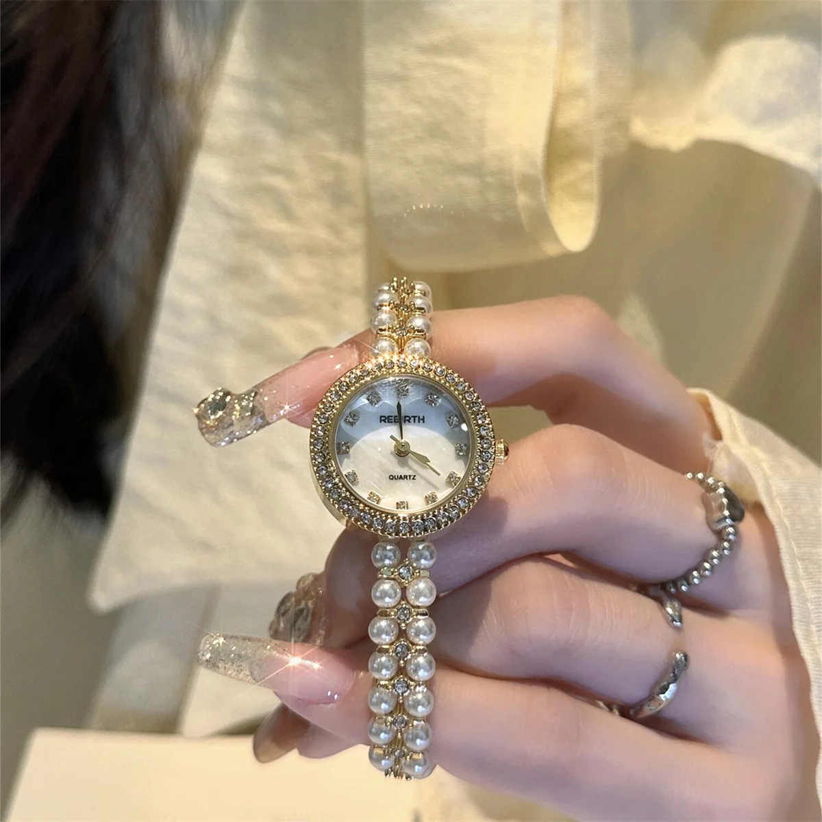 

Naturalfreshwaterpearl bracelet watch for womenretro light luxuryexquisitesmall dialoriginal ladies watchbirthday gift for women