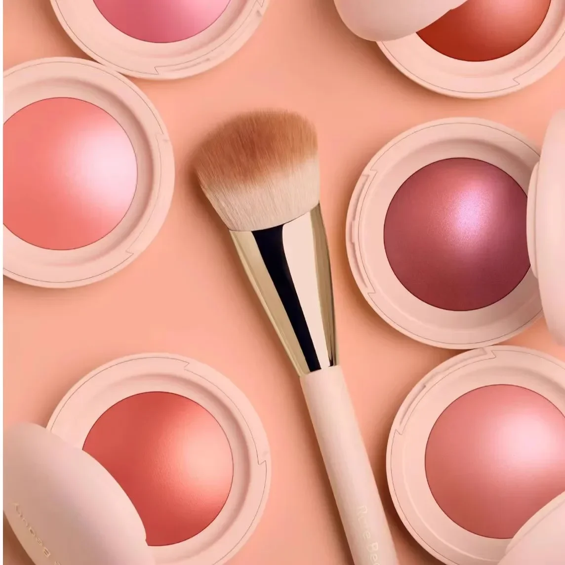 حار مستحضرات التجميل العلامة التجارية لامع مسحوق أحمر الخدود مسحوق دائم لينة الملمس الجمال أداة المرأة ماكياج الوجه السائل روج #4