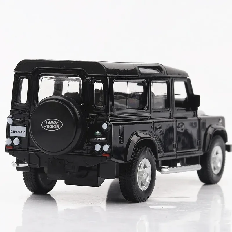 1:36 Land Rover Defender Alloy Model Simulation Force Control Car Toys Decoration Gift Collection A274