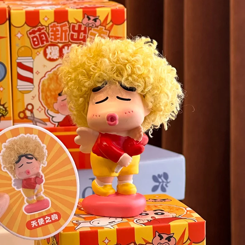 Newbie Attack Afro Crayon Shin-Chan Blind Box Figurine Regalo di compleanno carino e pectorale per uomini e donne Articoli anime alla moda