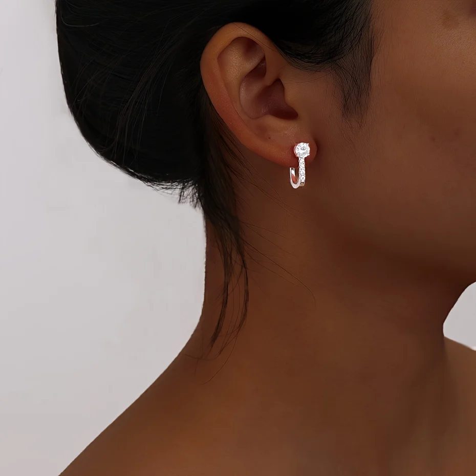 

A pair of exquisitely crafted 925 sterling silver 0.5*2 carat Moissanite earrings for women