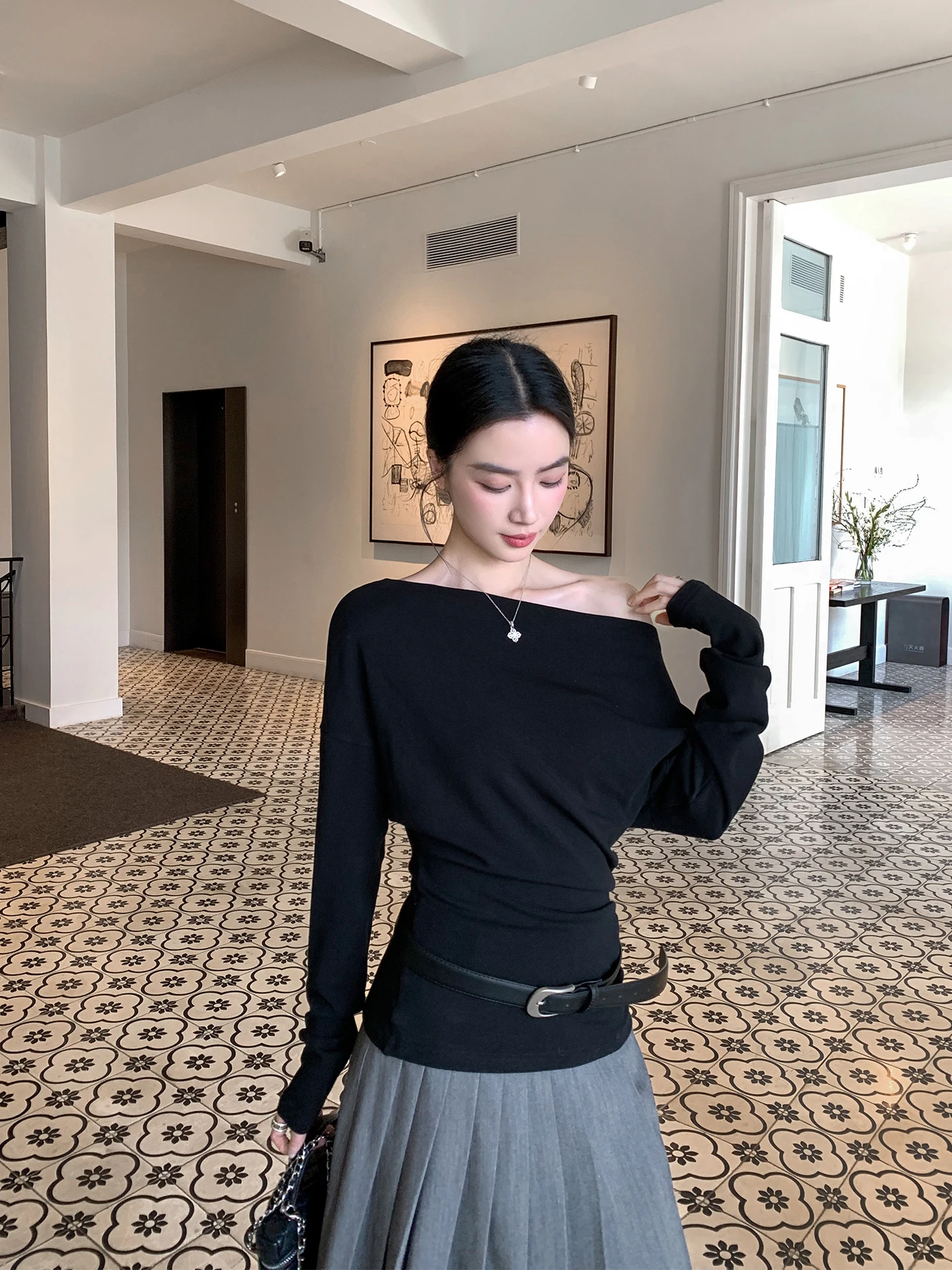 

Женский облегающий повседневный вязаный свитер BINGUO с открытыми плечами, дышащий и комфортный, новинка весенней коллекции