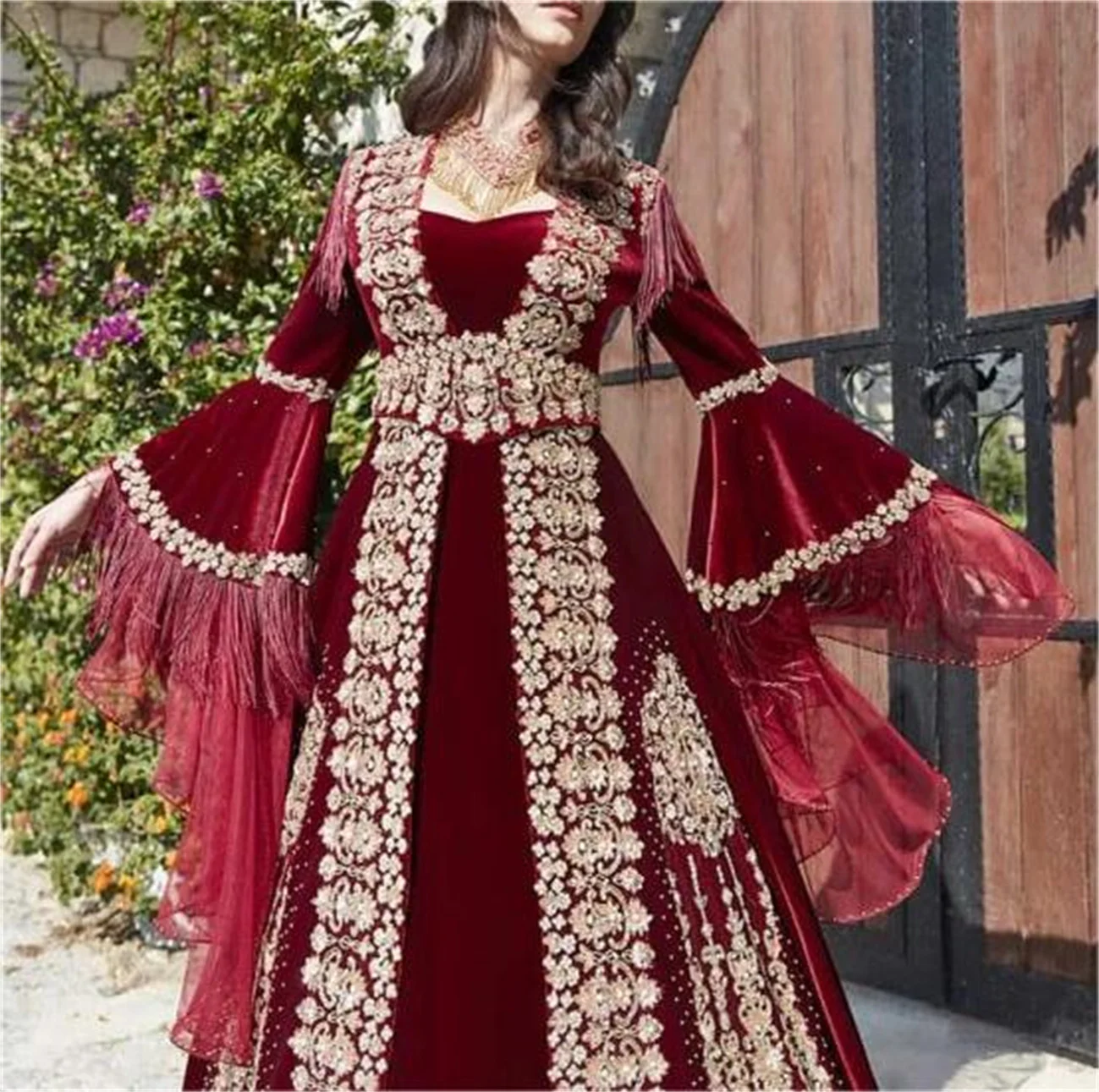 New Traditional Moroccan Red Long Shirt Wedding Dress Long Sleeve Algerian Arab Special Occasion Gold Lace Muslim Party Dress