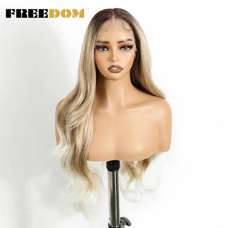 FREEDOM Synthetische Lace-Front-Perücken für Damen, 13x6, natürliche Wellenstruktur, 26 Zoll, Ombré-Braun-Blond mit Highlights, für den täglichen Gebrauch. – Detail 4
