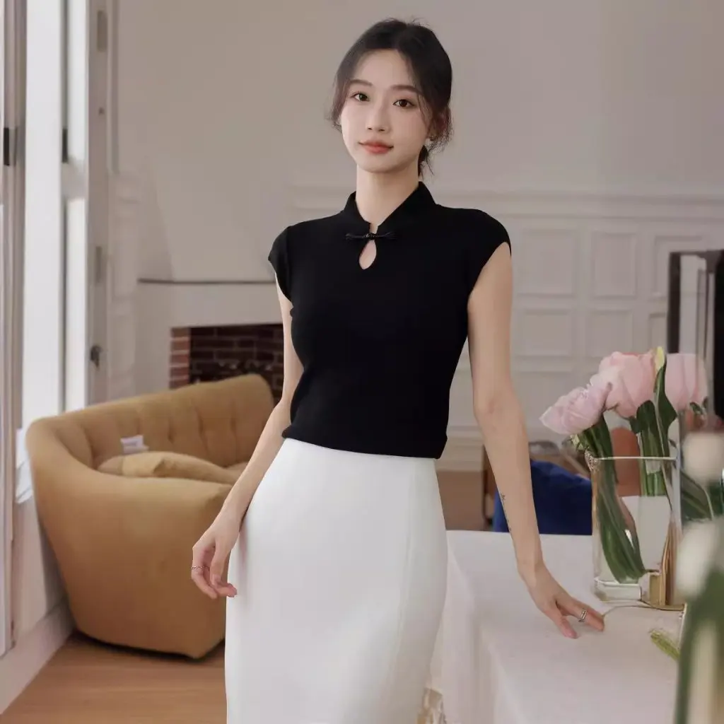 

Women's Slim-fit Short-sleeved T-shirt Chinese Style National Design Summer Vertical Collar Buckle Knit Top