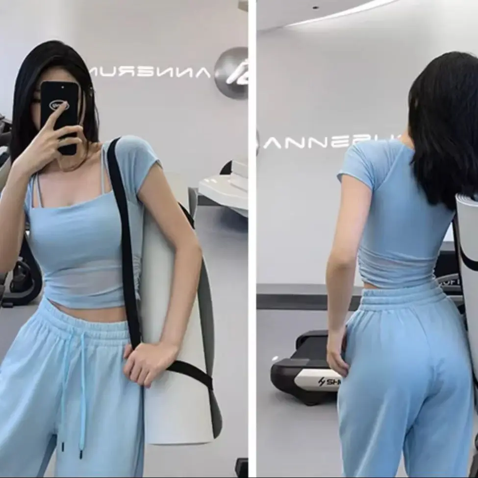 

Summer Yoga Clothes Set with Fixed Chest Pads Mesh Athletic Shorts And Running Training Top Fitness Wear for Vacation