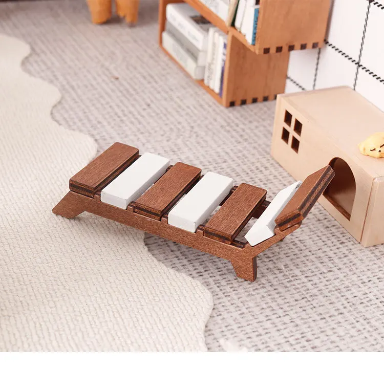 1/6 Scale Mini Wood…