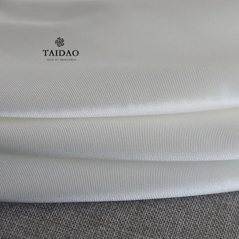 YLM Good Mikado Fabric Wedding Dress Bride Korean Style Twill Thick Satin Designer Dress Clothing Fabrics Sewing By The Meter