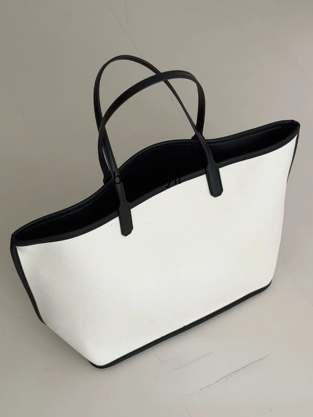 

Niche design simple black and white versatile portable fashion handbag alphabet canvas mother and child bag