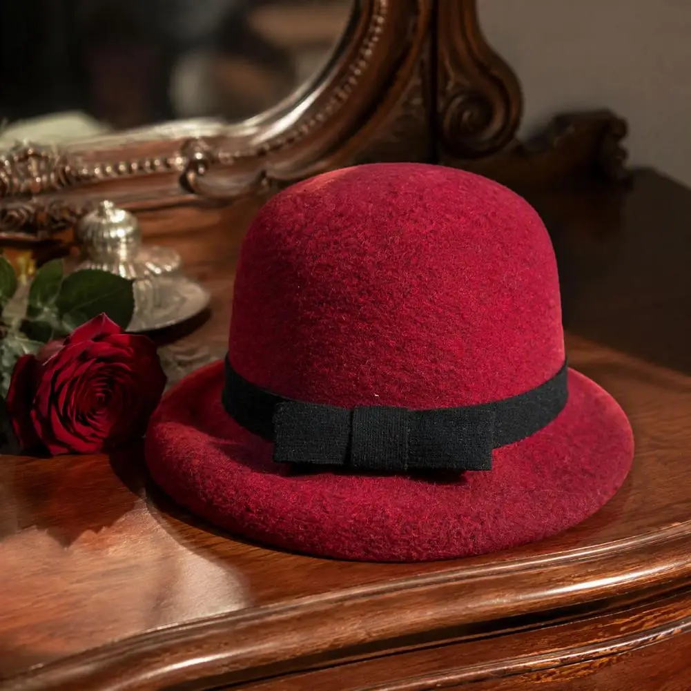 Trendy Feminine Winter Hat Classic Felt Cloche Hat for Women Vintage Soft Fedora Bucket Hat Short Brim Bowler Cap with for Women
