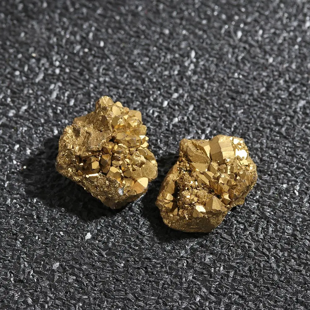 Natural Materials Jewelry Making Bare Quartz Raw Gemstone Electroplating Gold Titanium Geode Crystal Cluster