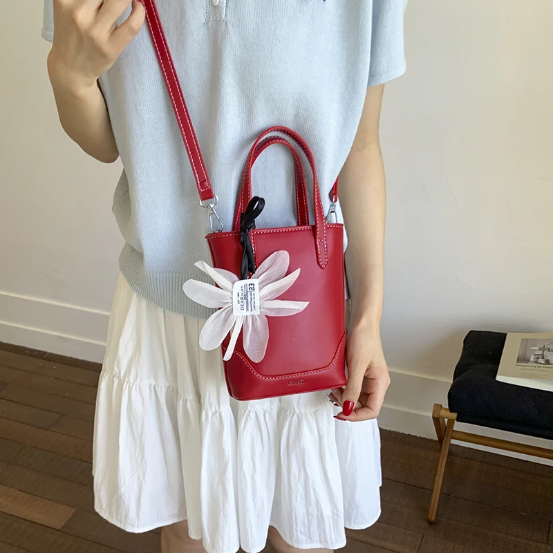 

Elegant Ladies Shoulder Bag Premium Leather Designer Crossbody Tote Handbags Women's Stylish Durable Casual Fashion Purse