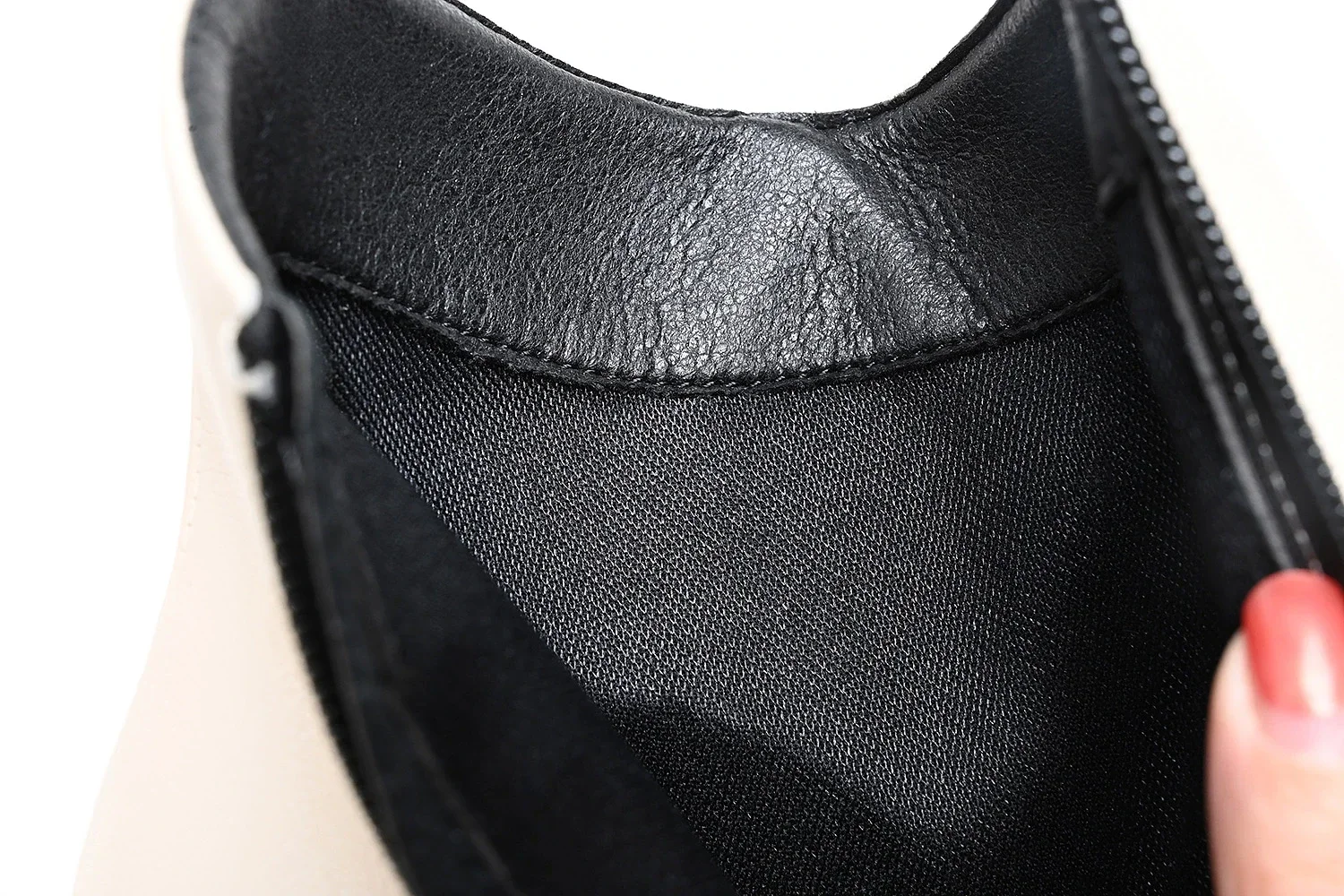 Herbst und Winter 2026 Damenstiefel Britischer Stil Modische Stiefel für Frauen Neue Dickabsatzige Übergroße Modische Kurzstiefel – Detail 26