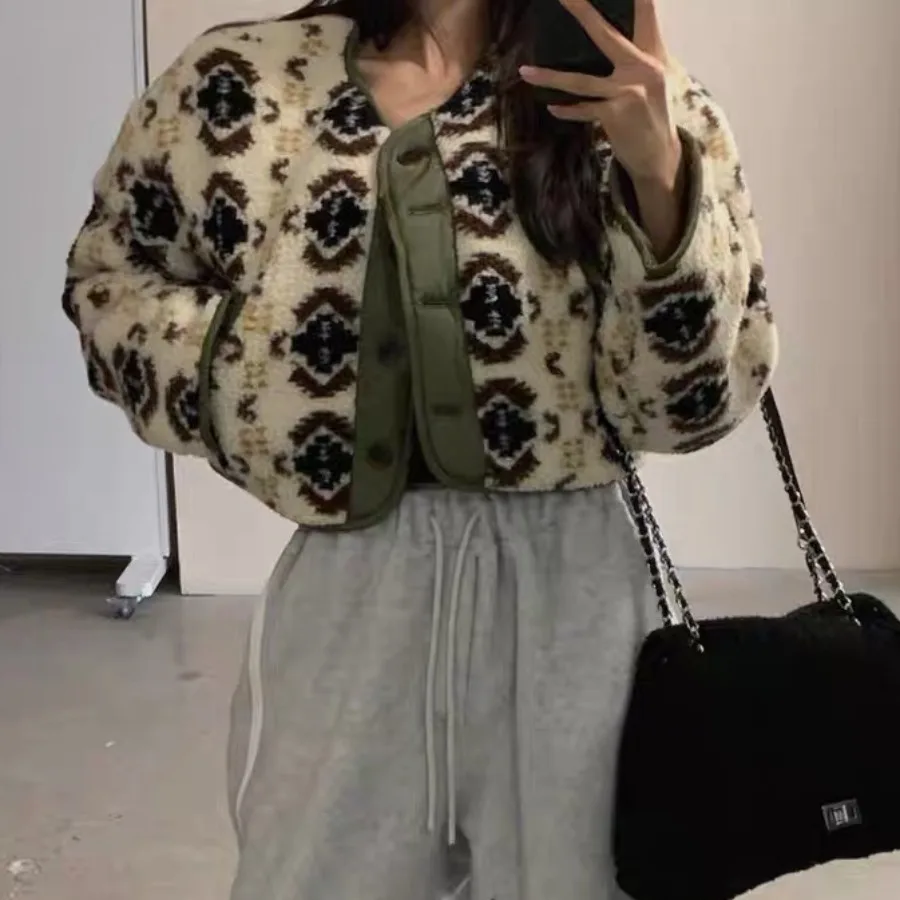 

Women's Thiened Lamb Fur Jaet Double-Sided Wearable Faionable Cotton Outerwear Small Size Top East Gate Retro Sle