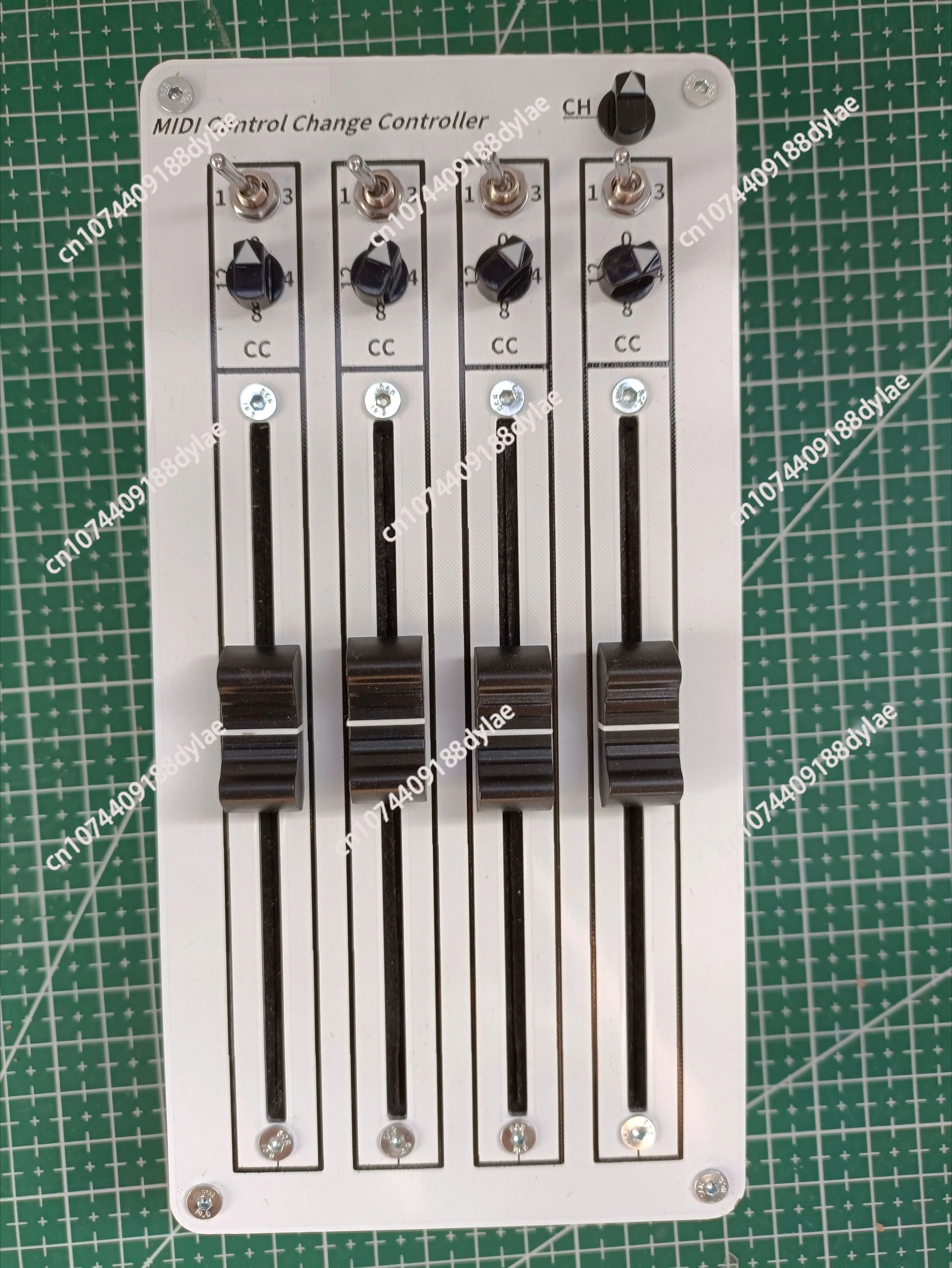 

Four Faders MIDI protocol controller, Computer music FADER USB MIDI CC DAW software host volume control device