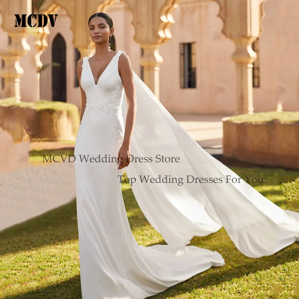 

MCDV Elegant Ivory Mermaid Wedding Dress With Shawls Double V Neck Sleeveless Bridal Gown 2026 Applique Zipper Back Customized