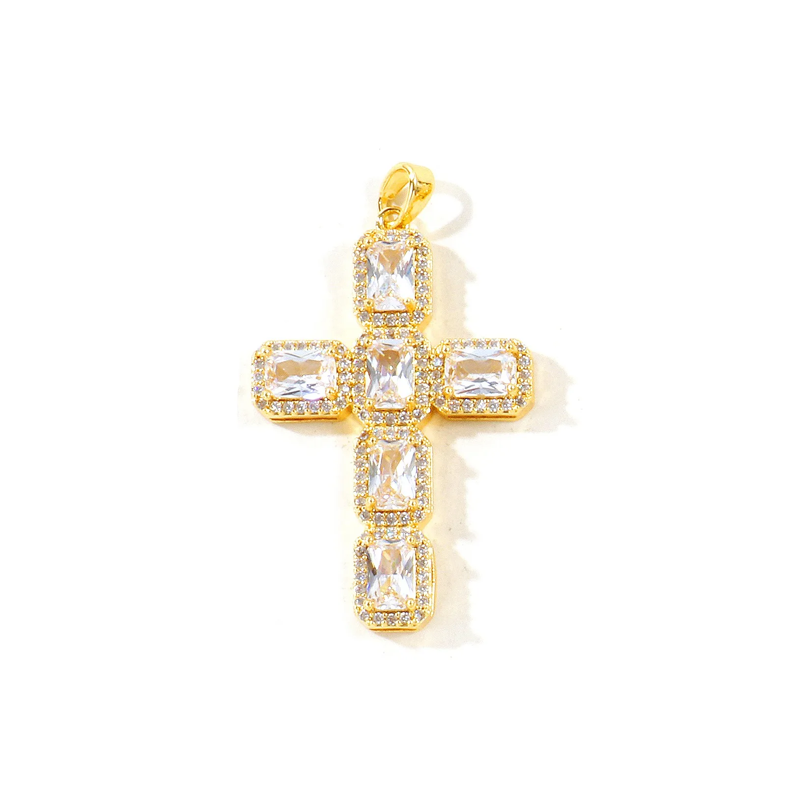 1 Stück religiöser Kreuzanhänger, Mikro-Pavé, klare Zirkonia, Messing, 18K vergoldeter Anhänger für DIY-Halskettenzubehör, Großhandel – Detail 2