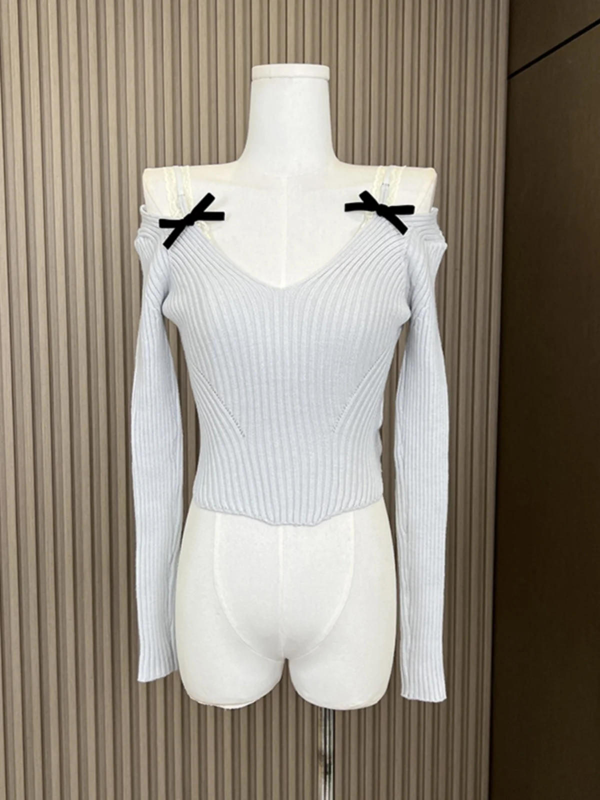 

V-neck Knitted Sweater Pullover Women Women's Sweater Off Shoulder Old Money Style Women Long Sleeve Y2k Top 2000s Clothes Y2k
