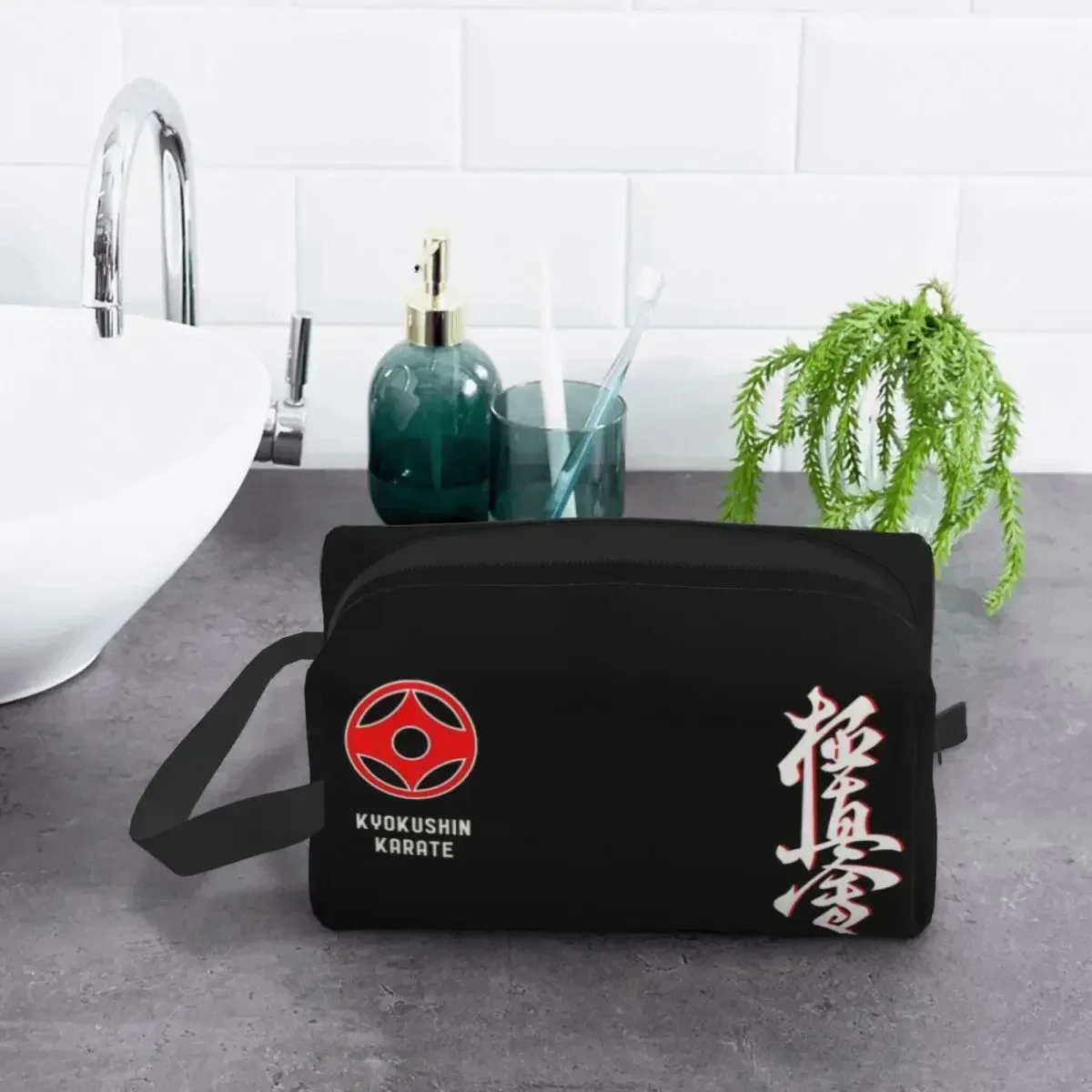 

Karate Kyokushin Toiletry Bag for Women Martial Organizer Lady Beauty Storage Dopp Kit Case