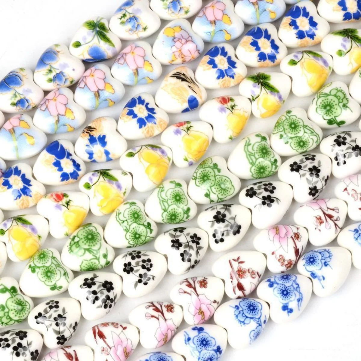 Perles en céramique rétro TX72 12x13mm, 10 pièces, motif cœur mignon et exquis, trou droit, pour bracelet et collier DIY, perles tendance