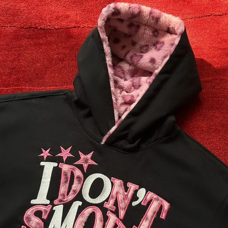 ​ ​ سويت شيرت نسائي بغطاء للرأس مطرز باللون الأسود العتيق مع بطانة على شكل الفهد الوردي، ملابس غير رسمية للشارع ​ ​ ق