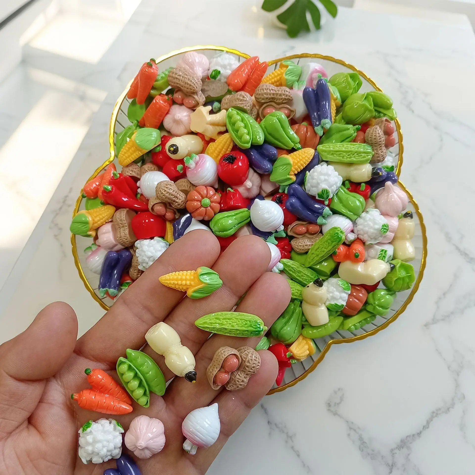 Mini Fruits Toy Vegetables Toys, Miniature Food Models, Mini Pretend Play Toys for Girls Kindergarten Home Decoration