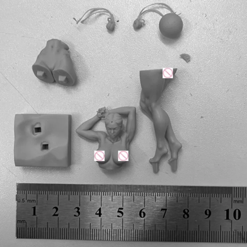 1/24 Scale Resin Figure Assembly Model Kit NSFW Game Beauty Beach Volleyball Miniature Toys Unassembled Unpainted Garage Kit