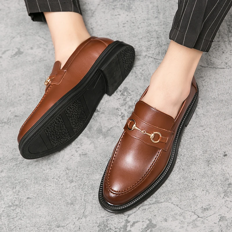 Spring Italian Handmade Men Leather Loafers British Style High Quality Fashion Brogues Shoes Slip on Low-heeled Mens Dress Shoes