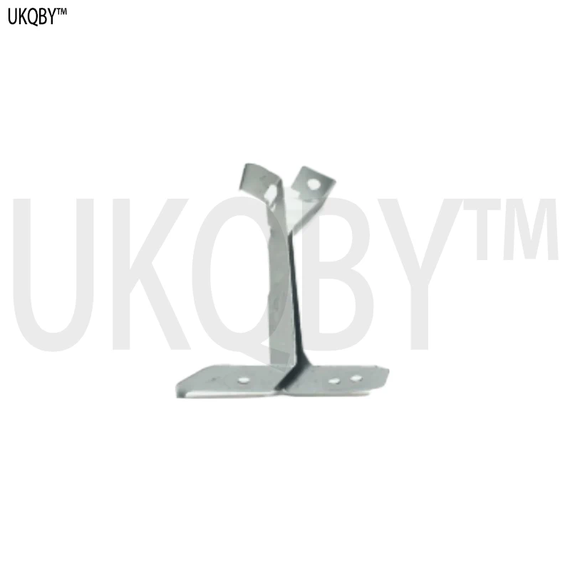 

Кронштейн Me rc ed es Be nz A2045241340, левый передний A2045241440