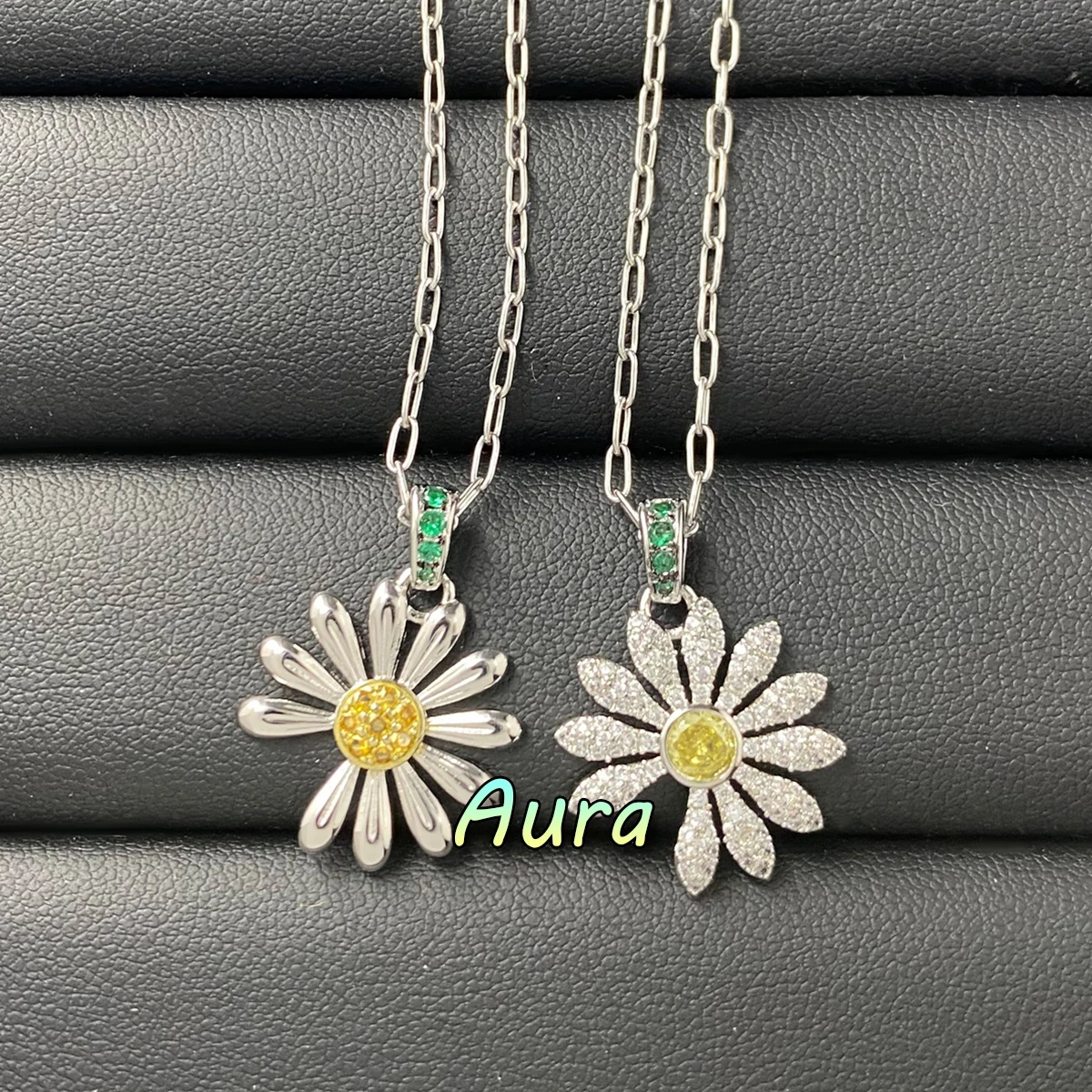 

Sunflower Fashion Diamond Pendant 2025 Popular Style All-Match Small Jewelry for Party Christmas Gift