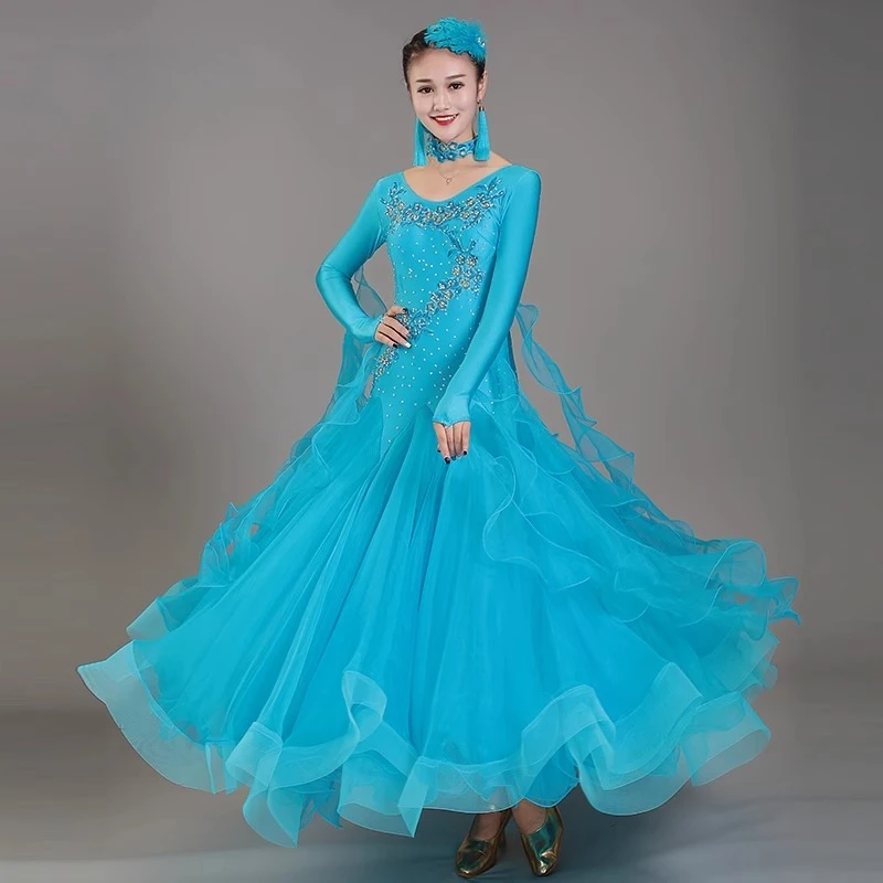 2025 فساتين رقص نسائية أنيقة جديدة فستان رقص الفالس ملابس المنافسة القياسية الراقية الأداء الحديث أزياء النساء