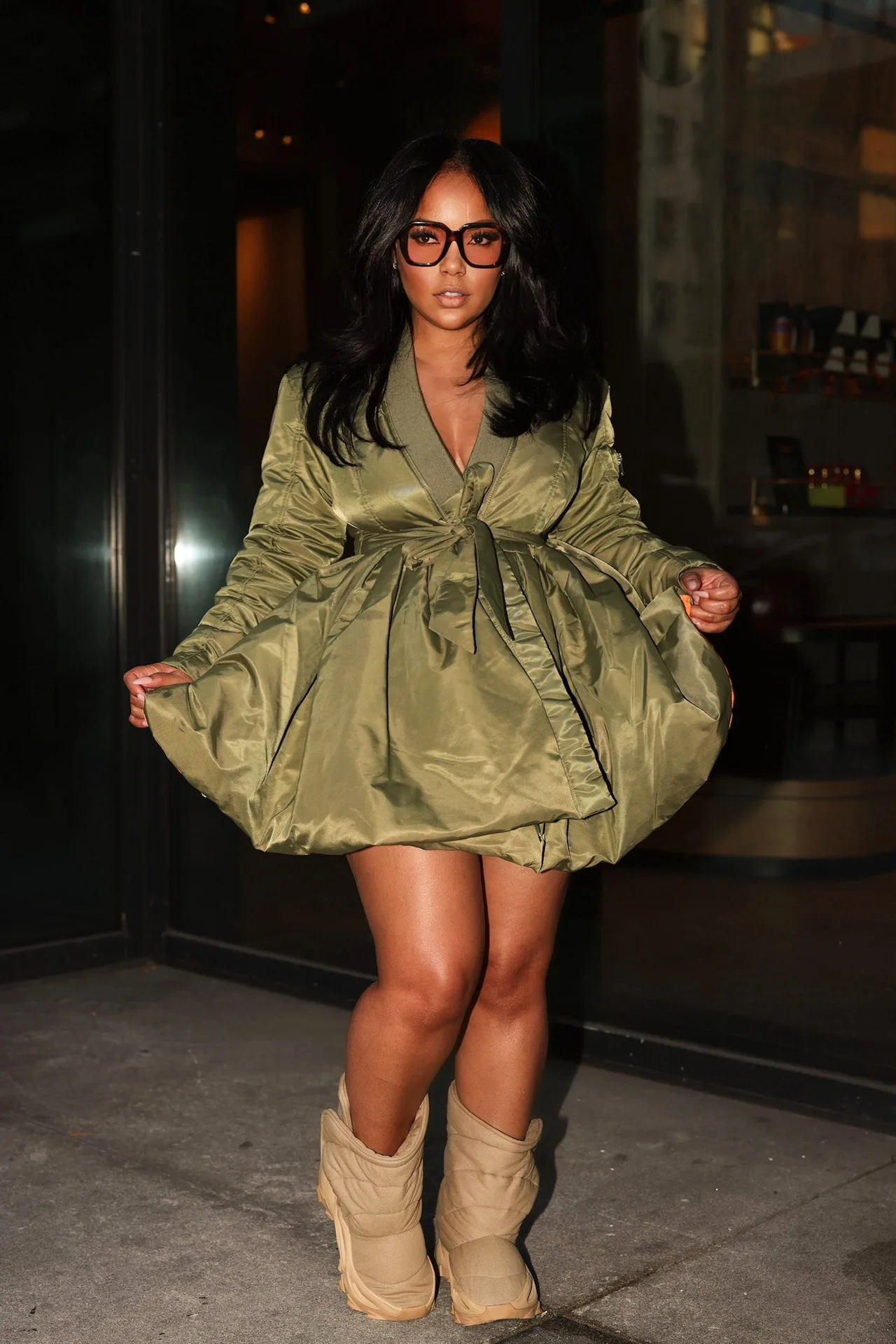 

Autumn Winter New Cotton Clothing Fashion Casual V-neck Long Sleeved Belt A-line Big Hem Coat Lady Commuter Cotton Padded Jacket