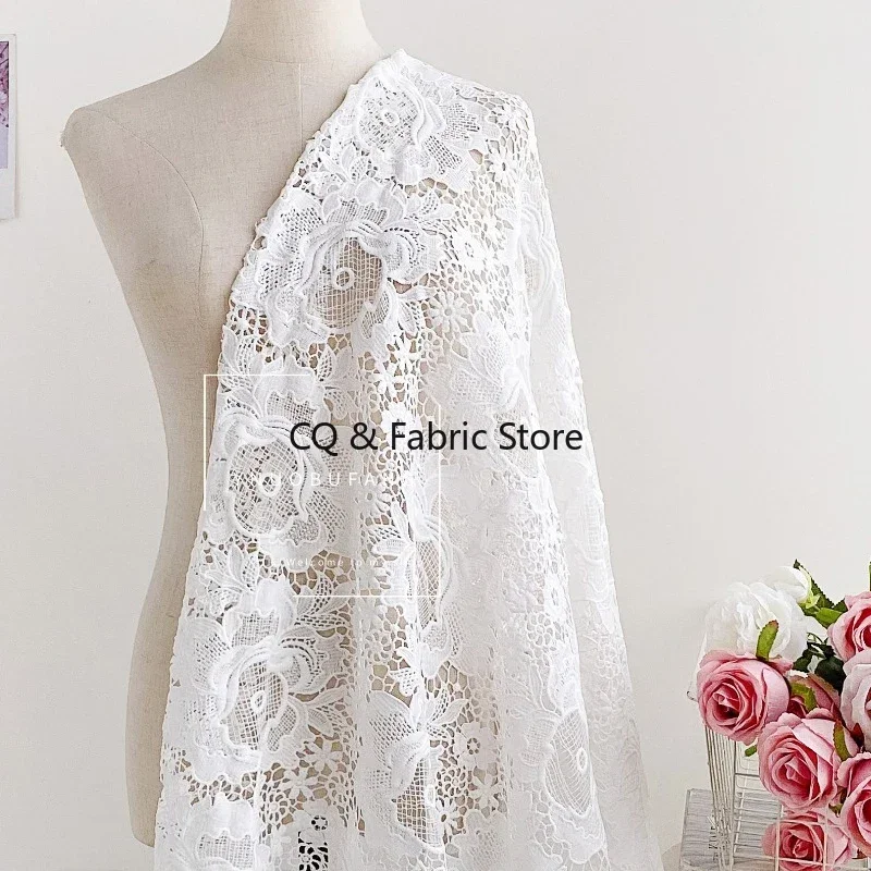 

Белая водорастворимая кружевная цветочная вышивка, полая ткань, юбка, платье, Cheongsam, ткань на заказ