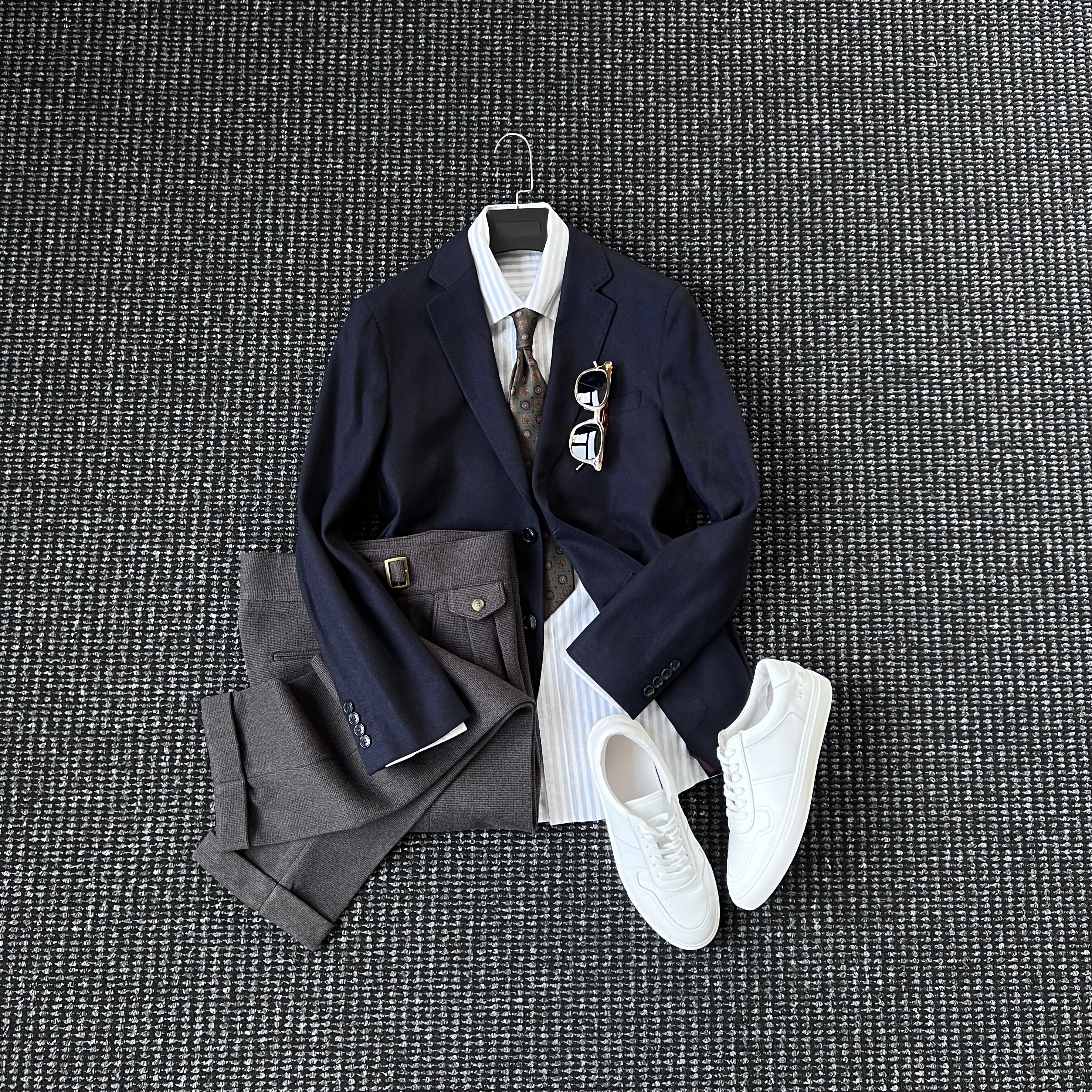 

Winter ultra-fine wool blended suit men's fashion ruffian handsome advanced sense upstart old money suit flow